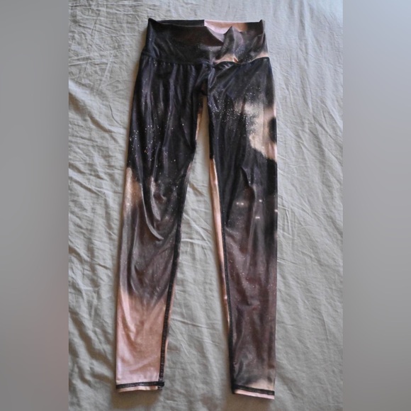 Teeki Leggings - Picture 2 of 4